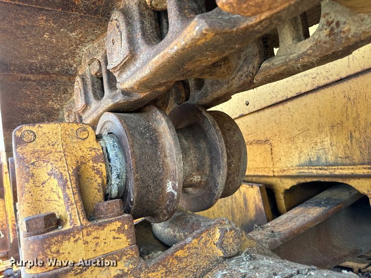 image for item EH4366 1973 Caterpillar D9G dozer