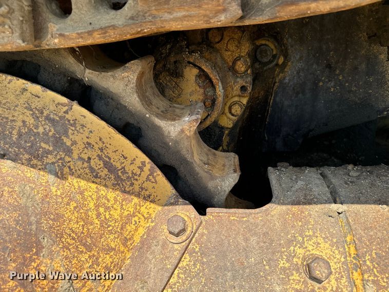 image for item EH4366 1973 Caterpillar D9G dozer