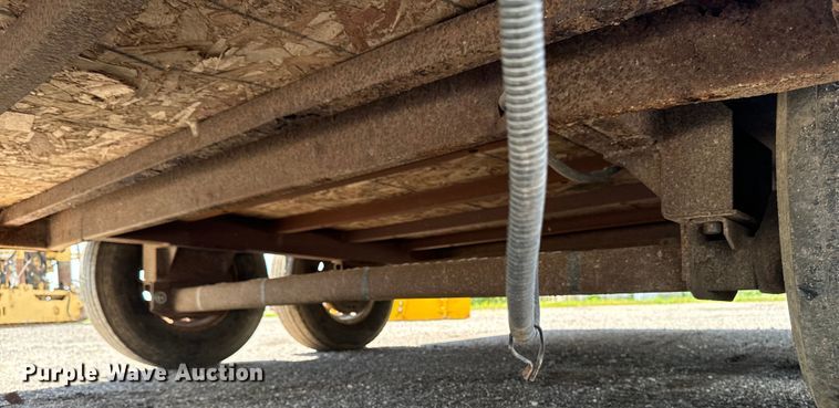 image for item EH4367 2012 Duramax DWF8520TA enclosed cargo trailer