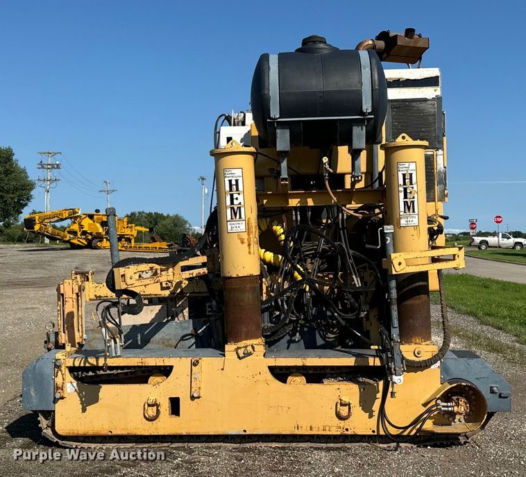 image for item EH4368 HEM 8-16 slip form paver