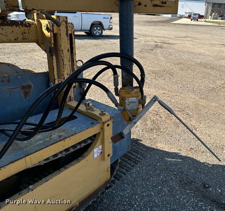 image for item EH4368 HEM 8-16 slip form paver