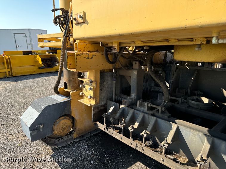 image for item EH4368 HEM 8-16 slip form paver