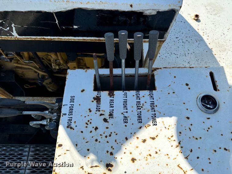 image for item EH4368 HEM 8-16 slip form paver