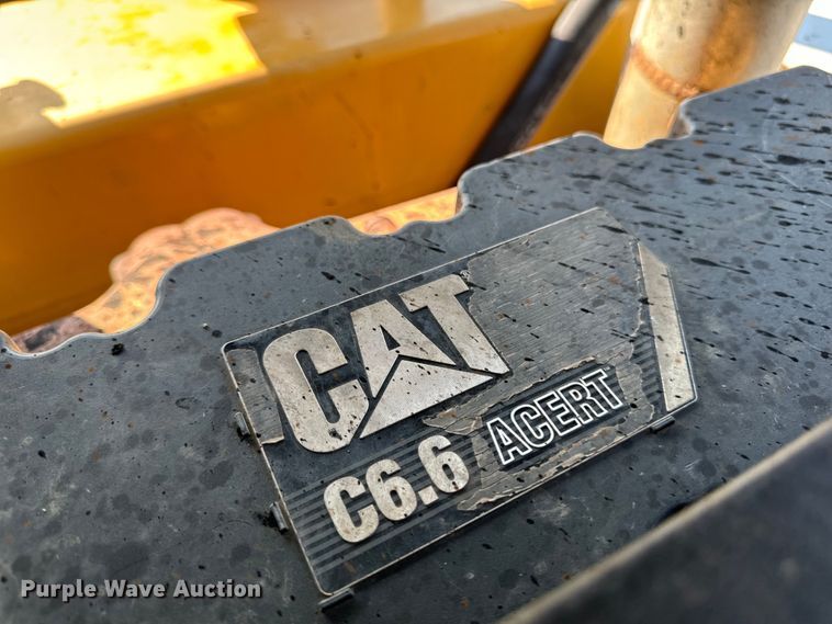 image for item EH4368 HEM 8-16 slip form paver