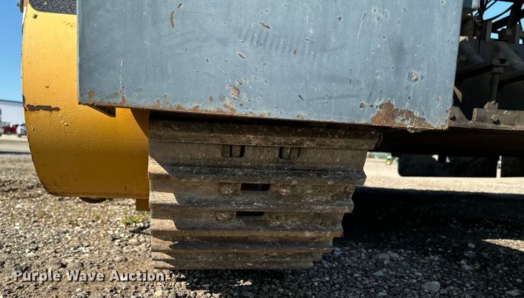 image for item EH4368 HEM 8-16 slip form paver