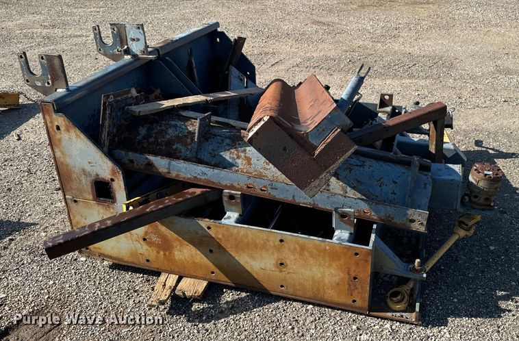 image for item EH4368 HEM 8-16 slip form paver