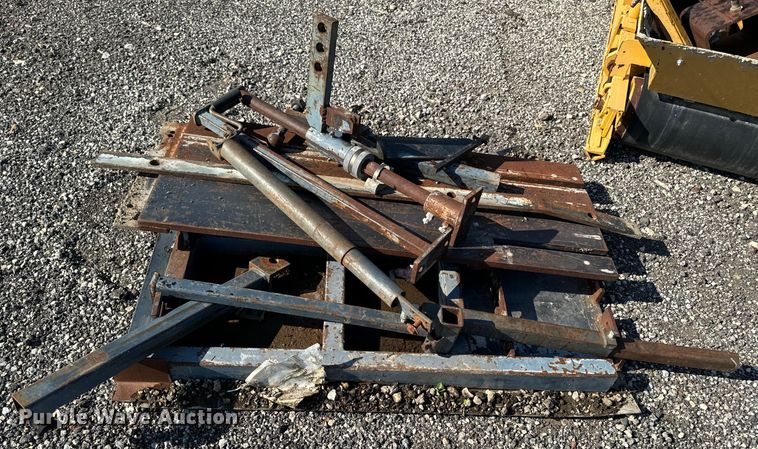 image for item EH4368 HEM 8-16 slip form paver