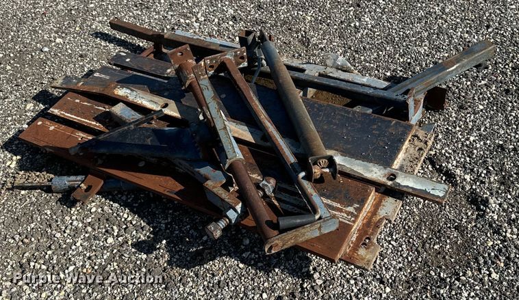 image for item EH4368 HEM 8-16 slip form paver