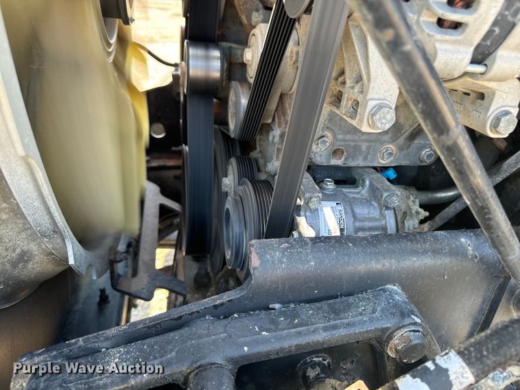 image for item EH4369 2013 Peterbilt 388 semi truck