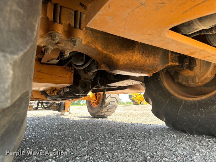 image for item EH4370 2013 Case  590 Super N backhoe