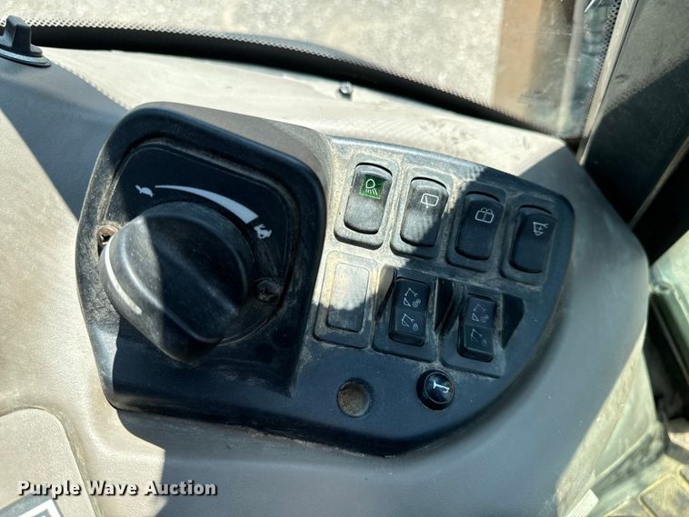 image for item EH4370 2013 Case  590 Super N backhoe