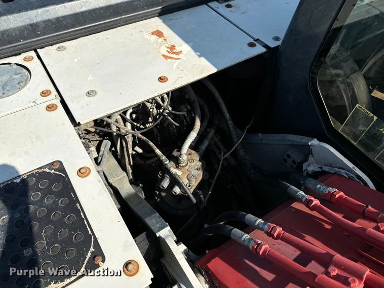 image for item EH4371 2012 Link-Belt  210 X2 excavator