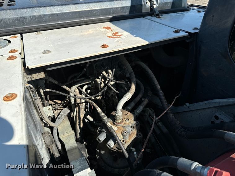 image for item EH4371 2012 Link-Belt  210 X2 excavator