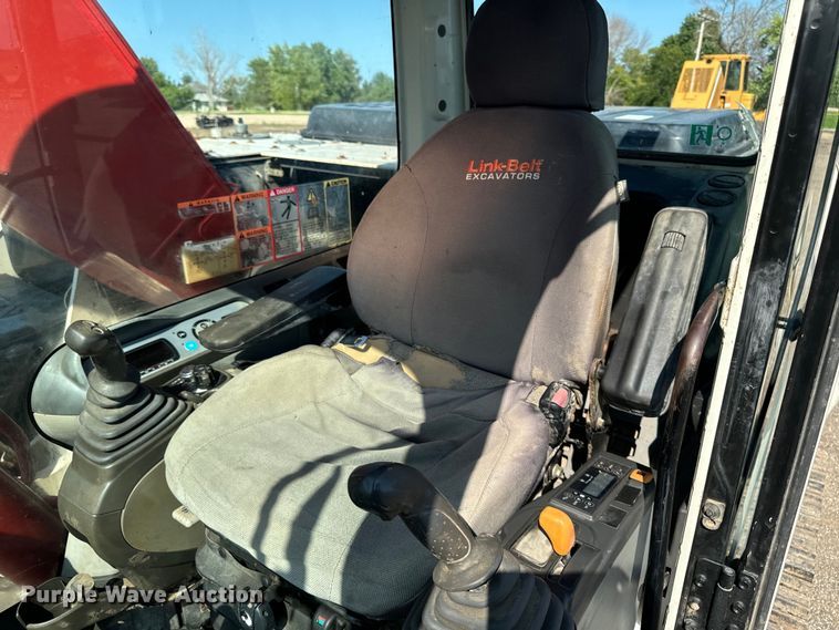 image for item EH4371 2012 Link-Belt  210 X2 excavator