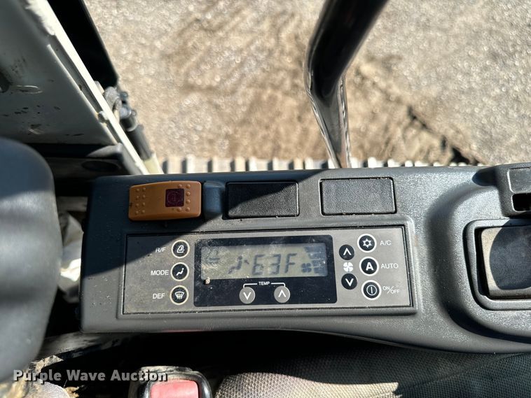 image for item EH4371 2012 Link-Belt  210 X2 excavator