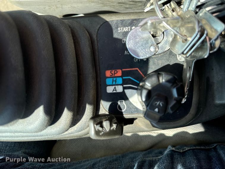 image for item EH4371 2012 Link-Belt  210 X2 excavator