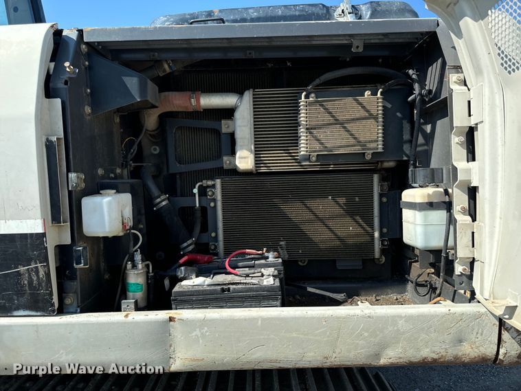 image for item EH4371 2012 Link-Belt  210 X2 excavator