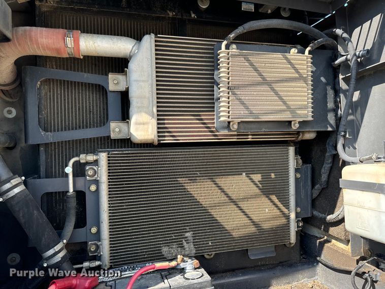 image for item EH4371 2012 Link-Belt  210 X2 excavator