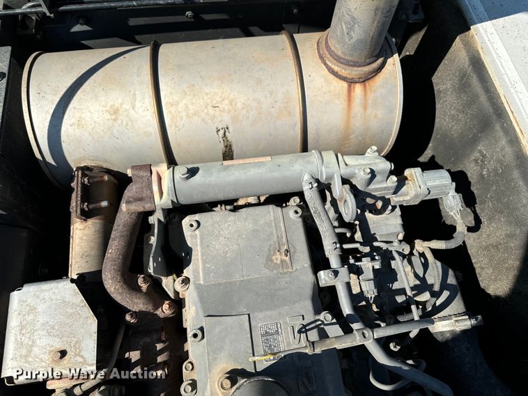 image for item EH4371 2012 Link-Belt  210 X2 excavator