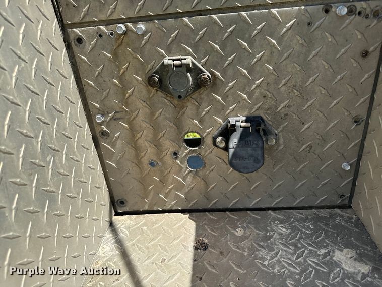 image for item EH4372 Aluminum headache rack