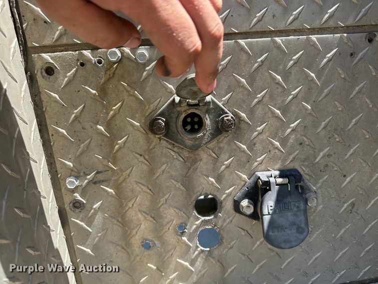 image for item EH4372 Aluminum headache rack