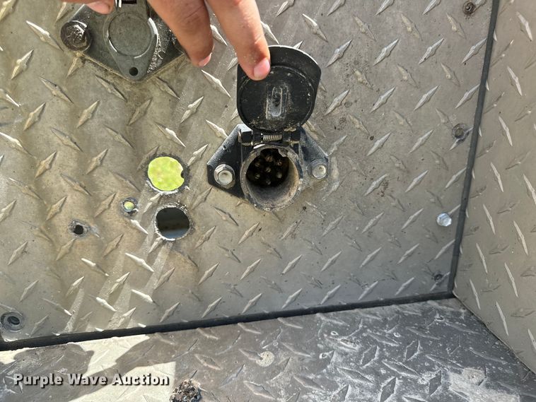 image for item EH4372 Aluminum headache rack