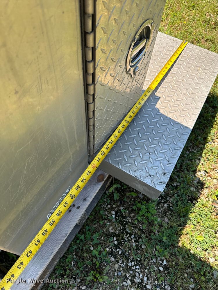 image for item EH4372 Aluminum headache rack