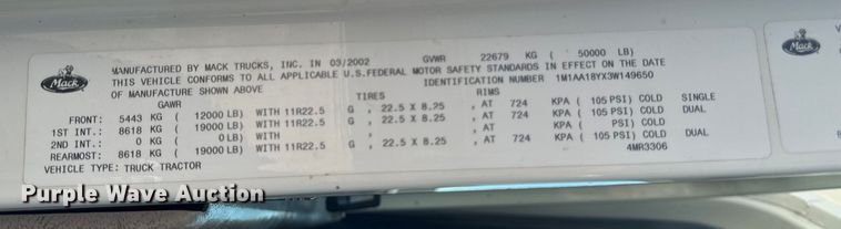 image for item EH4373 2003 Mack CH613 semi truck