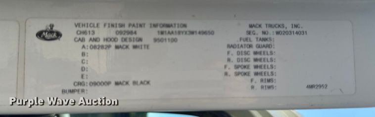 image for item EH4373 2003 Mack CH613 semi truck