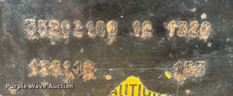 image for item EH4373 2003 Mack CH613 semi truck