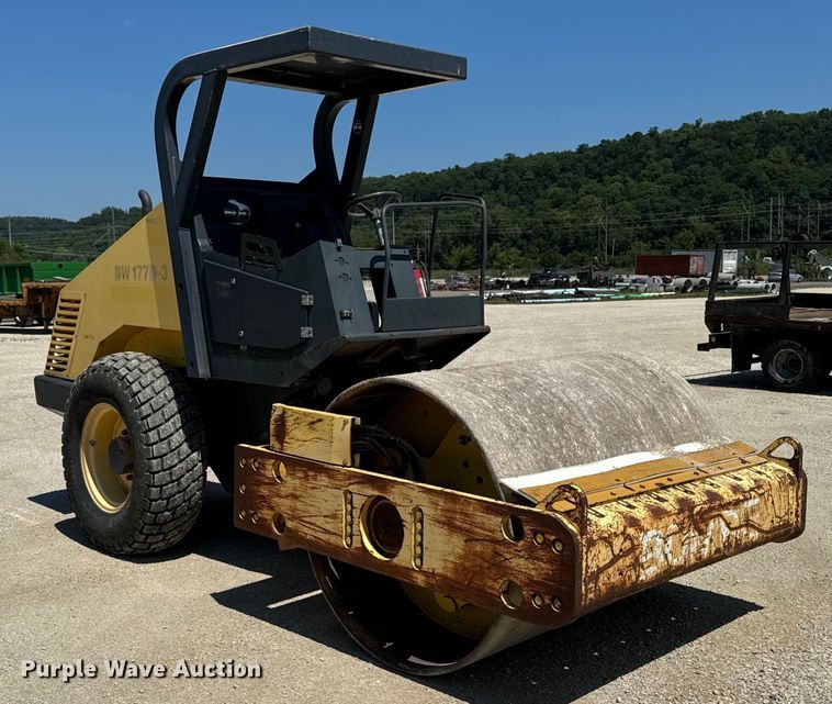 image for item EH4374 2004 Bomag BW177D-3 single drum vibratory roller