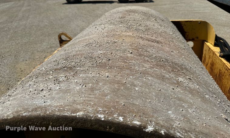 image for item EH4374 2004 Bomag BW177D-3 single drum vibratory roller