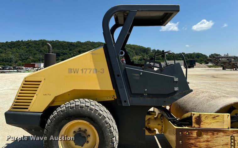 image for item EH4374 2004 Bomag BW177D-3 single drum vibratory roller