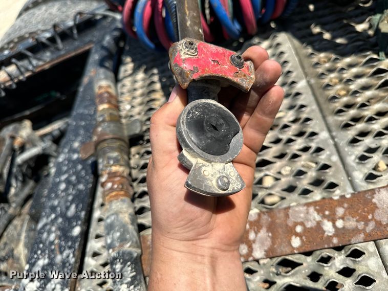 image for item EH4375 2002 International 9400i semi truck