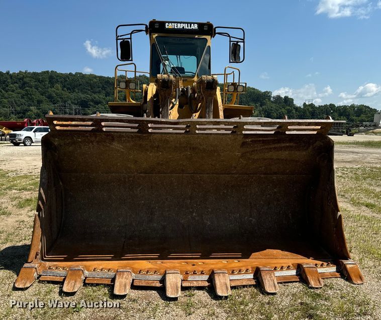 image for item EH4376 2000 Caterpillar 988F wheel loader