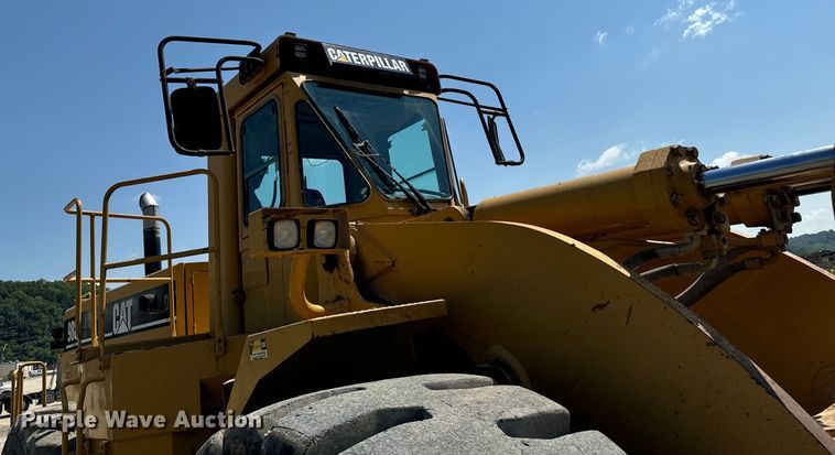image for item EH4376 2000 Caterpillar 988F wheel loader