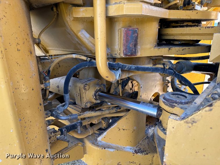 image for item EH4376 2000 Caterpillar 988F wheel loader