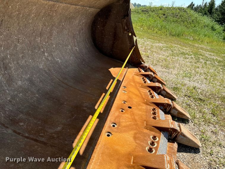 image for item EH4376 2000 Caterpillar 988F wheel loader