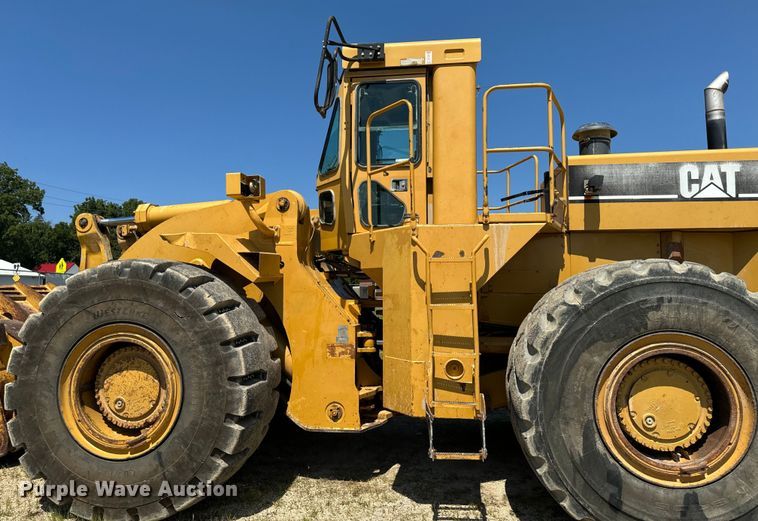 image for item EH4376 2000 Caterpillar 988F wheel loader