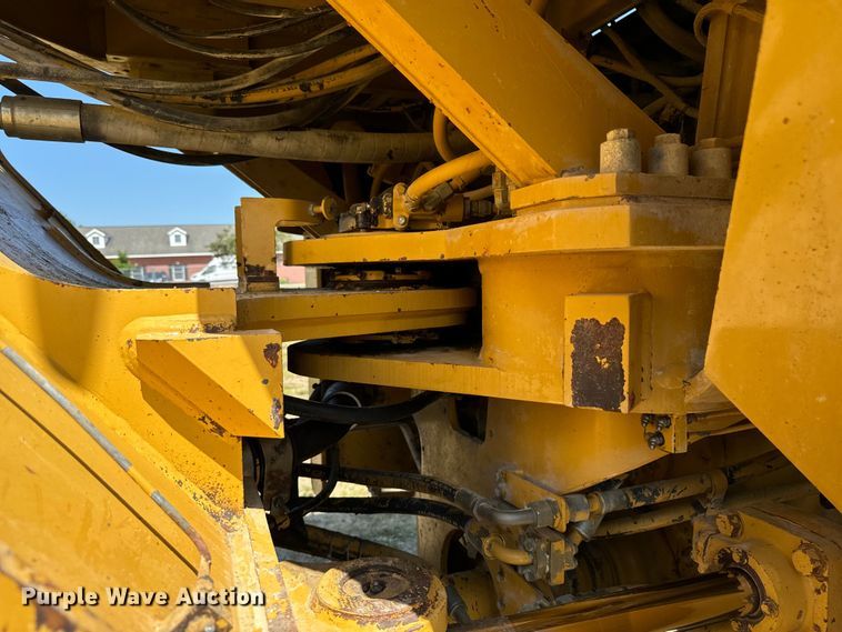 image for item EH4376 2000 Caterpillar 988F wheel loader