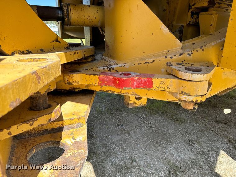 image for item EH4376 2000 Caterpillar 988F wheel loader