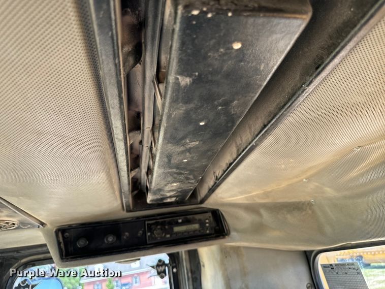 image for item EH4376 2000 Caterpillar 988F wheel loader