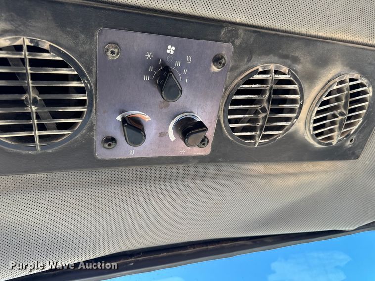 image for item EH4376 2000 Caterpillar 988F wheel loader