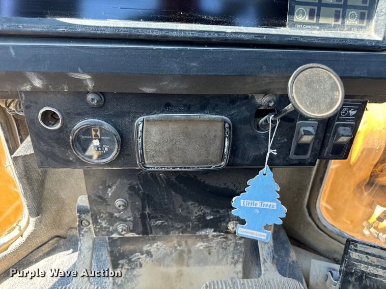 image for item EH4376 2000 Caterpillar 988F wheel loader