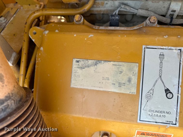 image for item EH4376 2000 Caterpillar 988F wheel loader