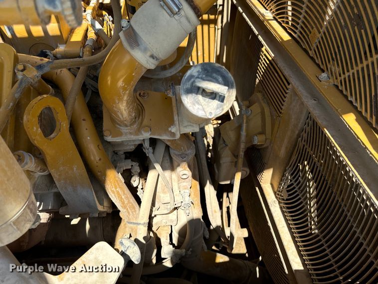 image for item EH4376 2000 Caterpillar 988F wheel loader