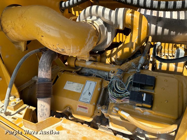 image for item EH4376 2000 Caterpillar 988F wheel loader