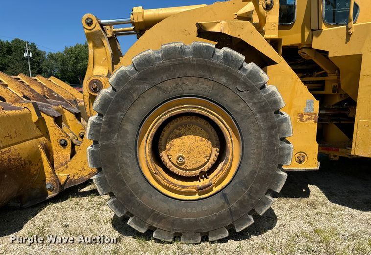 image for item EH4376 2000 Caterpillar 988F wheel loader