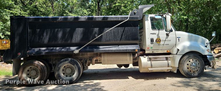image for item EI8219 2011 International  ProStar dump truck