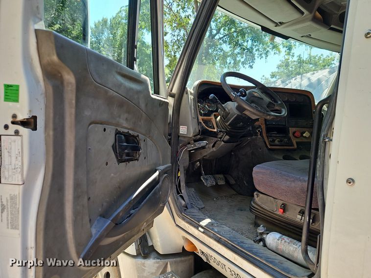 image for item EI8219 2011 International  ProStar dump truck